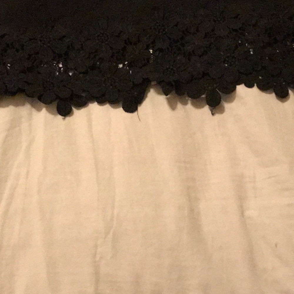 Halter top - Picture 3 of 7